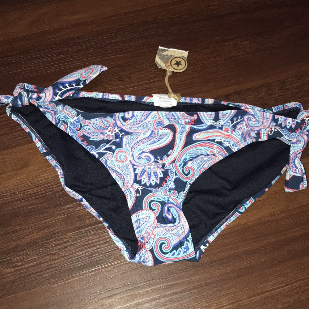 Converse One Star Biliki Tankini Swim Bottoms NWT